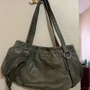 Excellent condition olive purse